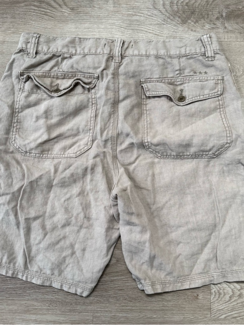 John Varvatos Shorts Mens 32 Beige 100% Linen Casual Preppy Resort 8" Inseam
